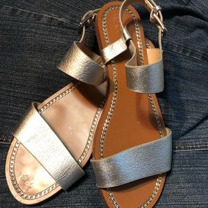Vince Camuto silver rentin sandals